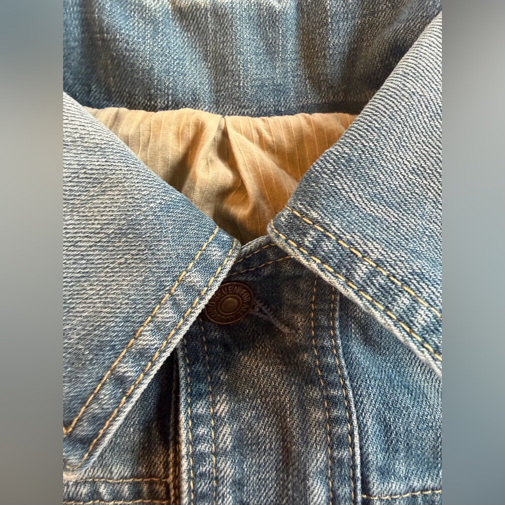 7 For All Mankind Women’s Small Blue Denim Jean Jacket Medium Wash Lined Trucker - Picture 7 of 13